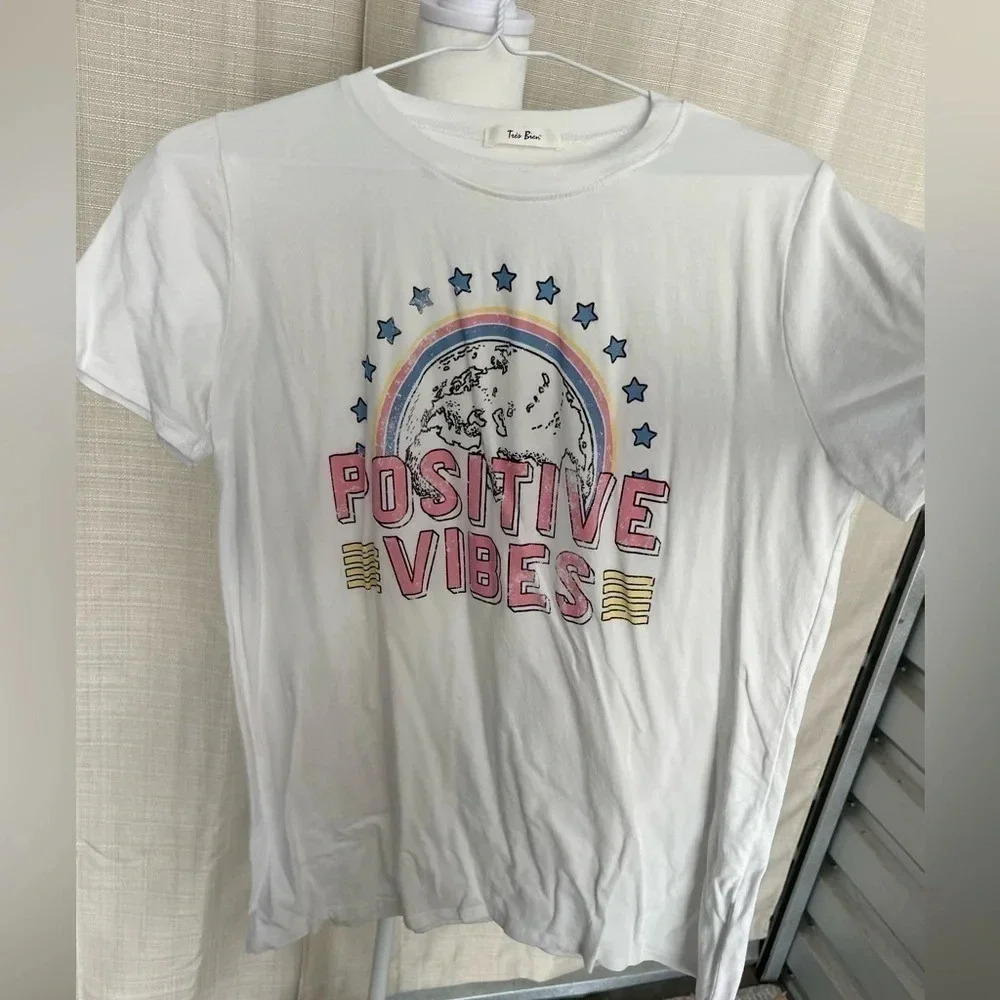 Women's "Positive Vibes" Graphic T-Shirt - Sz. L